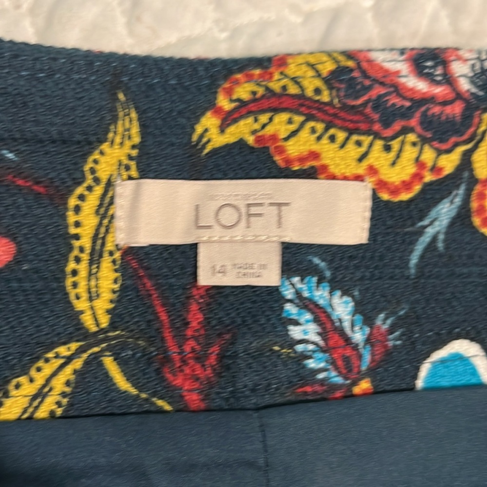 Loft Floral Embroidered  straight  Skirt Size 14 - Picture 5 of 11